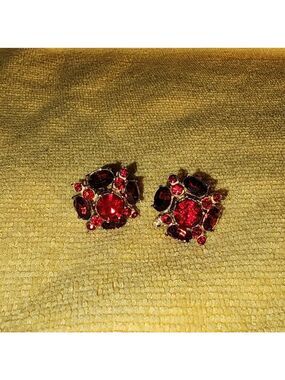 Coro Elegant Red Gemstone Earrings 1950s
